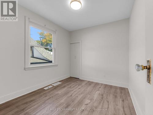 753 Burgess Avenue, Hamilton, ON - Indoor Photo Showing Other Room