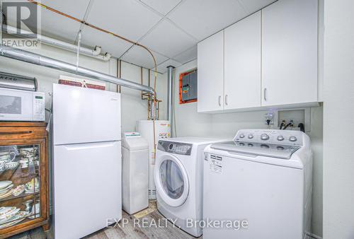 148 Strathcona Crescent, Kitchener, ON - Indoor Photo Showing Laundry Room