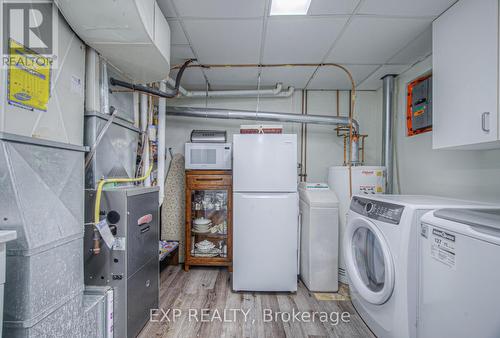 148 Strathcona Crescent, Kitchener, ON - Indoor Photo Showing Laundry Room