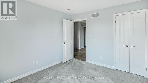 28 Mclaughlin Street, Welland, ON - Indoor