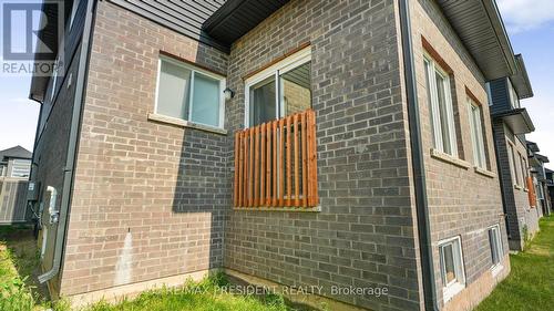 28 Mclaughlin Street, Welland, ON - Outdoor With Exterior