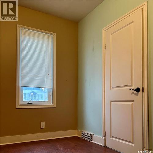 1225 B Avenue N, Saskatoon, SK - Indoor Photo Showing Other Room