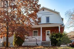 284 CHURCHILL AVENUE N  Ottawa, ON K1Z 5B6