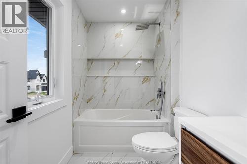 186 Whelan, Amherstburg, ON - Indoor Photo Showing Bathroom
