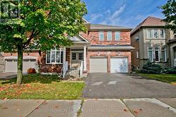 1015 RALSTON CRESCENT  Newmarket, ON L3X 3H8