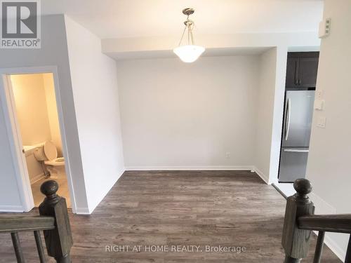 90 Natare Place E, Ottawa, ON - Indoor Photo Showing Other Room