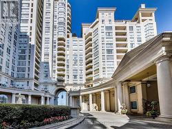 129 - 2289 LAKESHORE BOULEVARD  Toronto, ON M8V 3Y2