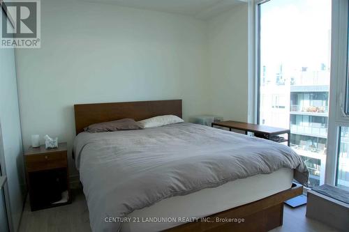 1718 - 27 Bathurst Street W, Toronto, ON - Indoor Photo Showing Bedroom