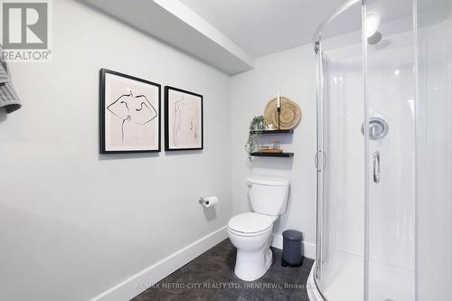 233 Airth Boulevard W, Renfrew, ON - Indoor Photo Showing Bathroom
