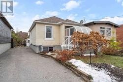318 SHAKESPEARE STREET  Ottawa, ON K1L 5M2