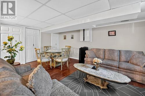 3260 Harleyford Crescent, Niagara Falls (Chippawa), ON - Indoor Photo Showing Living Room
