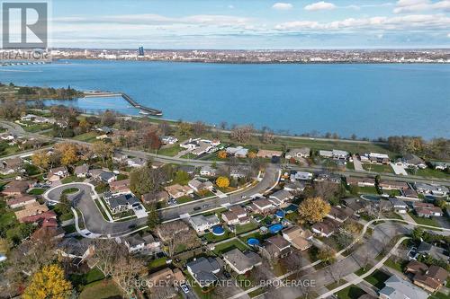 3260 Harleyford Crescent, Niagara Falls (Chippawa), ON - Outdoor With Body Of Water With View