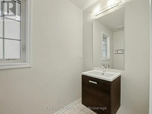 7732 Butternut Blvd Boulevard, Niagara Falls, ON - Indoor Photo Showing Bathroom