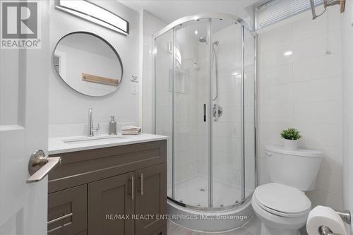 4264 Anworld Place, Mississauga, ON - Indoor Photo Showing Bathroom