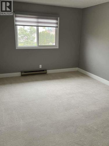 110 Skaha Place Unit# 304, Penticton, BC - Indoor Photo Showing Other Room