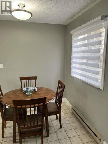110 Skaha Place Unit# 304, Penticton, BC - Indoor Photo Showing Dining Room