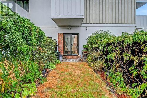 107 - 2019 Bank Street S, Ottawa, ON - Outdoor