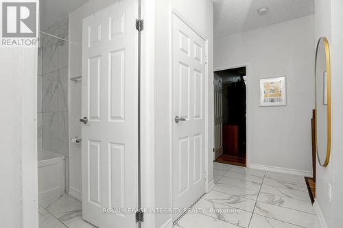 107 - 2019 Bank Street S, Ottawa, ON - Indoor Photo Showing Other Room