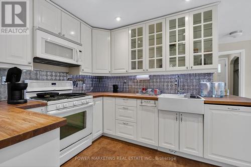 21 Perkins Street, Ottawa, ON - Indoor Photo Showing Kitchen