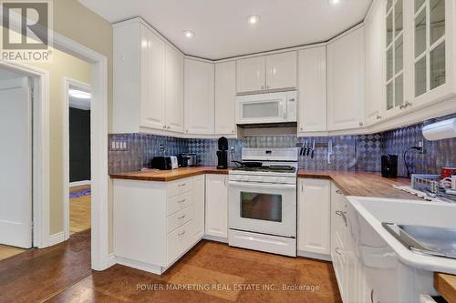 21 Perkins Street, Ottawa, ON - Indoor Photo Showing Kitchen