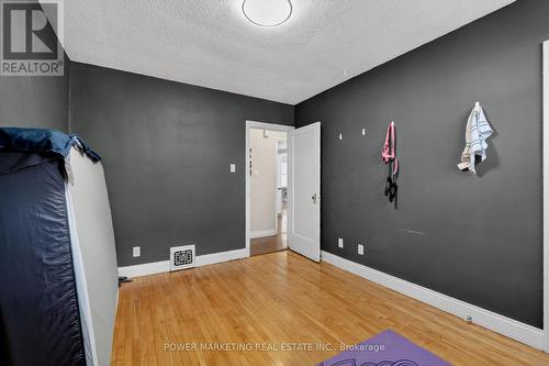 21 Perkins Street, Ottawa, ON - Indoor Photo Showing Other Room