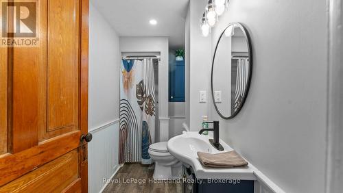 175 St David Street, Goderich (Goderich (Town)), ON - Indoor Photo Showing Bathroom