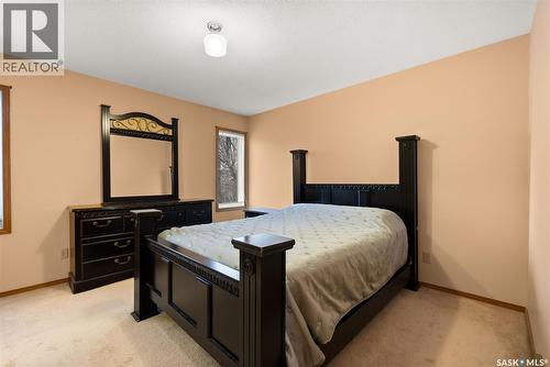 1506 Truesdale Drive E, Regina, SK - Indoor Photo Showing Bedroom