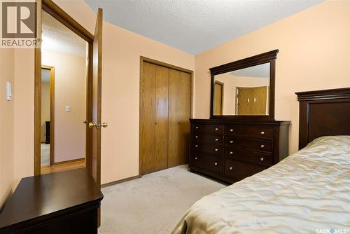 1506 Truesdale Drive E, Regina, SK - Indoor Photo Showing Bedroom
