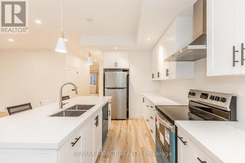 781 Oliva Street, Pickering, ON - Indoor Photo Showing Kitchen With Double Sink With Upgraded Kitchen
