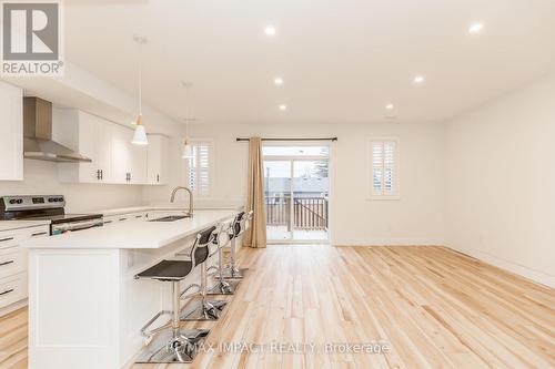 781 Oliva Street, Pickering, ON - Indoor Photo Showing Kitchen With Upgraded Kitchen
