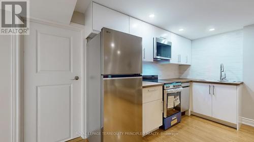 Lower - 14 Hedges Boulevard, Toronto, ON - Indoor Photo Showing Kitchen