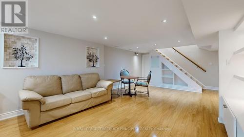 Lower - 14 Hedges Boulevard, Toronto, ON - Indoor Photo Showing Living Room