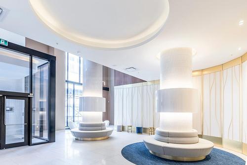 Hall d'entrée/Vestibule - 3410-1210 Rue Jeanne-Mance, Montréal (Ville-Marie), QC - Indoor Photo Showing Other Room