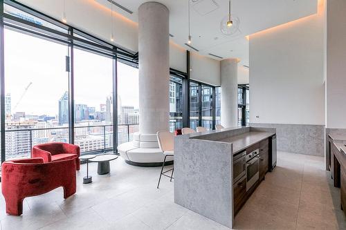 Salle communautaire - 3410-1210 Rue Jeanne-Mance, Montréal (Ville-Marie), QC - Indoor