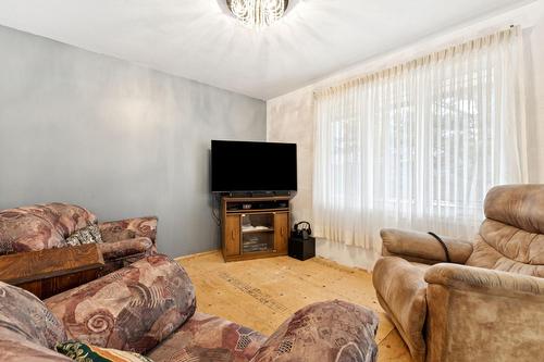 Living room - 117 Rue Ste-Rose, Gatineau (Gatineau), QC - Indoor Photo Showing Living Room