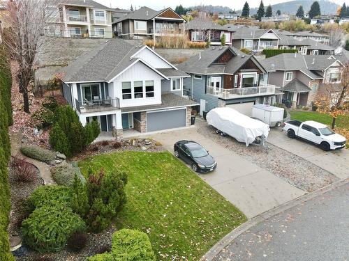 371 Poonian Street, Kelowna, BC - Outdoor