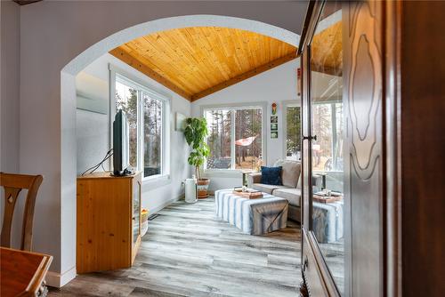 206 7Th Avenue, Kimberley, BC - Indoor Photo Showing Other Room