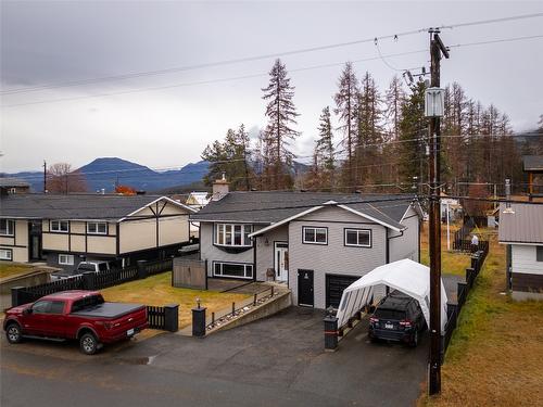 206 7Th Avenue, Kimberley, BC - Outdoor