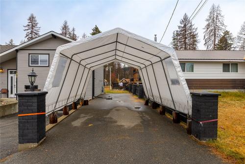 206 7Th Avenue, Kimberley, BC - Outdoor