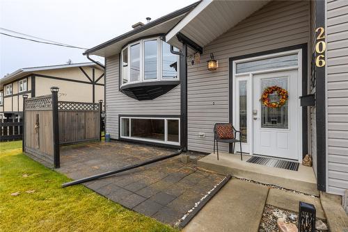 206 7Th Avenue, Kimberley, BC - Outdoor With Exterior