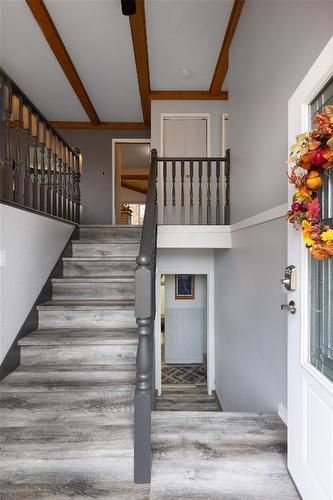 206 7Th Avenue, Kimberley, BC - Indoor Photo Showing Other Room