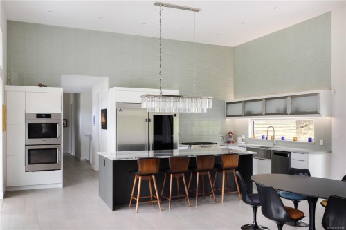 5100 Jagtar'S Way, Saanich, BC 