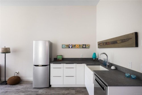 5100 Jagtar'S Way, Saanich, BC 