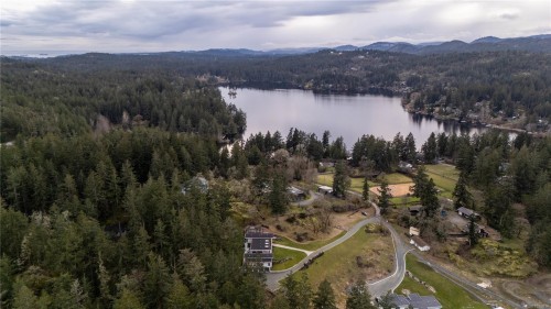 5100 Jagtar'S Way, Saanich, BC 