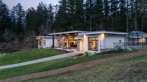 5100 Jagtar'S Way, Saanich, BC 