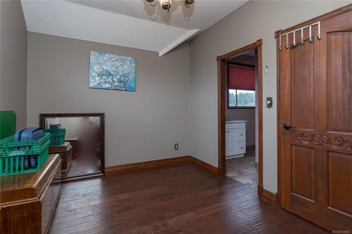 1909 Stamps Rd, Duncan, BC 