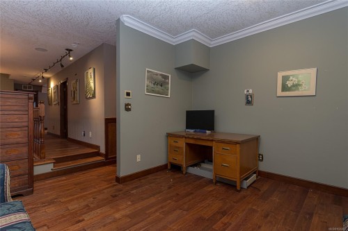 1909 Stamps Rd, Duncan, BC 