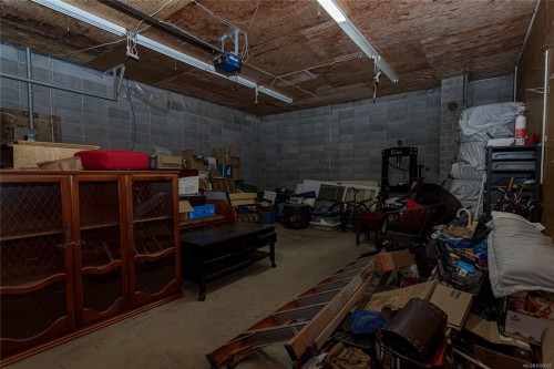 1909 Stamps Rd, Duncan, BC 