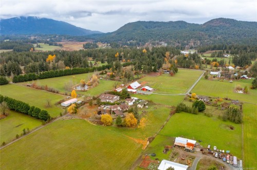 1909 Stamps Rd, Duncan, BC 