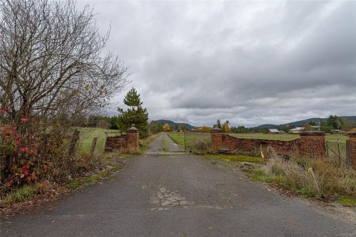 1909 Stamps Rd, Duncan, BC 